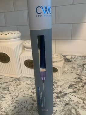 🆕- CWC Cook With Color Milk Frother - Light Blue